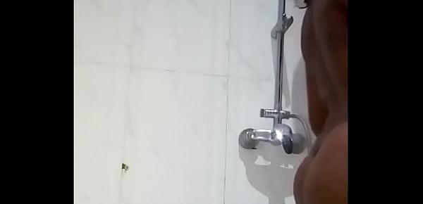trendsFine ass sexy body under the shower part 1